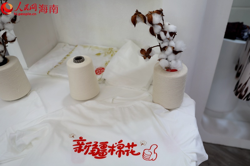 新疆棉。 人民網(wǎng) 孟凡盛攝