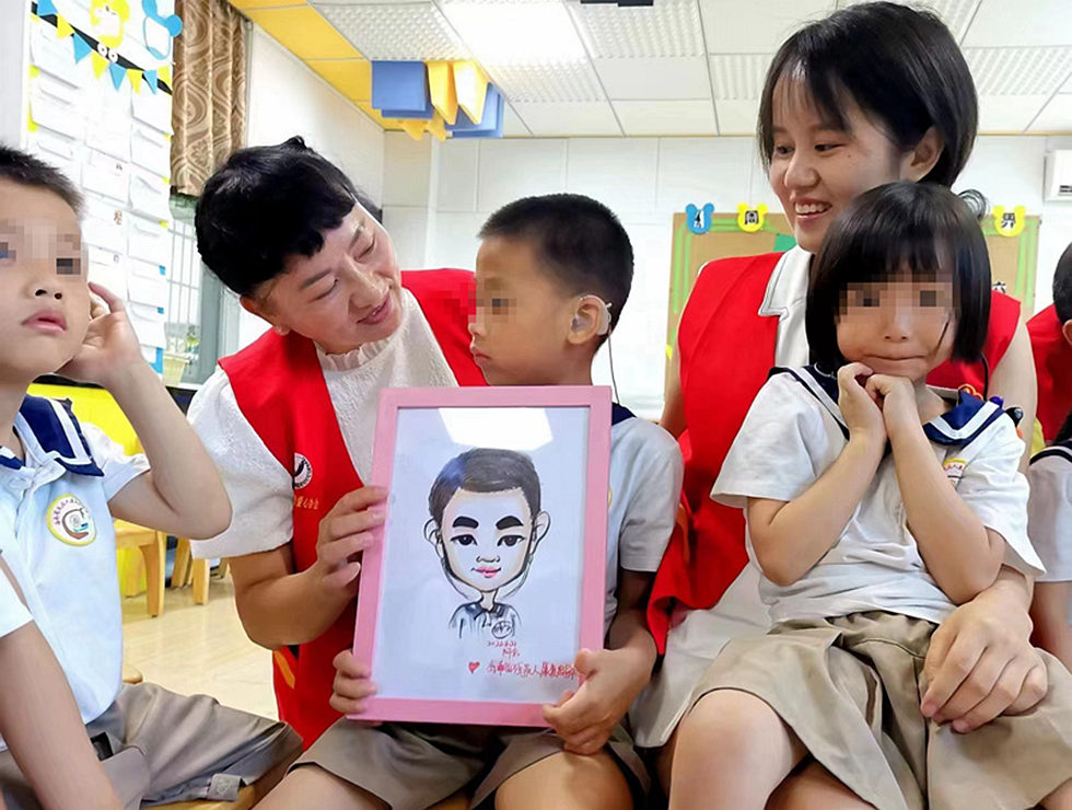 志愿者韓棉：用愛點(diǎn)亮特殊孩子的世界