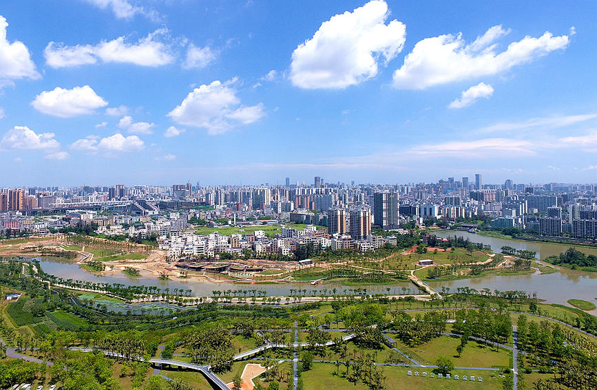 海口美舍河國家濕地公園：水清岸綠“顏值”高。