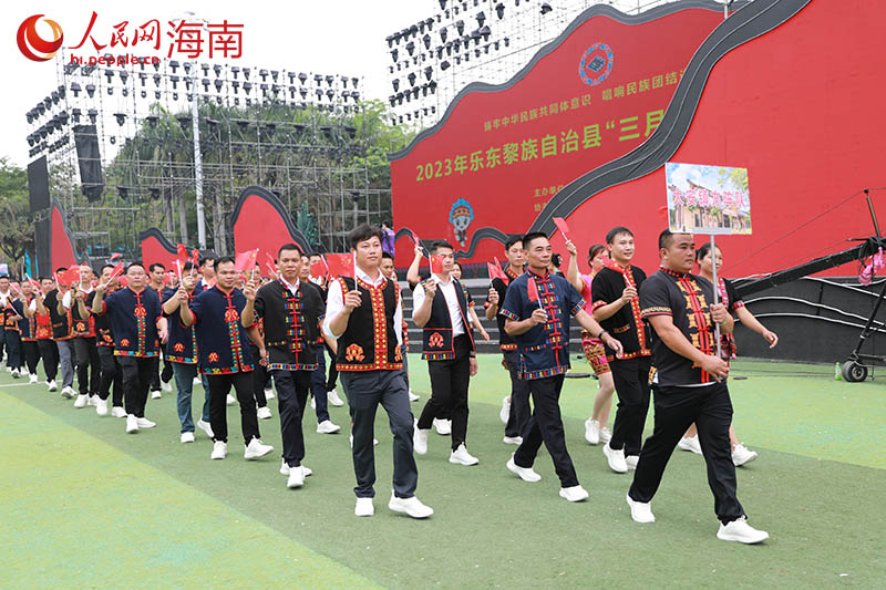 大安鎮(zhèn)方陣隊。人民網(wǎng) 孟凡盛攝