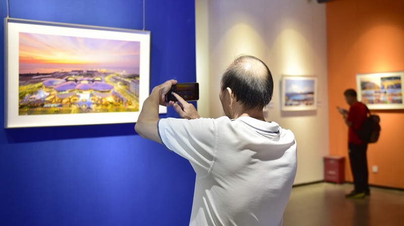 攝影展現(xiàn)場(chǎng)。主辦方供圖