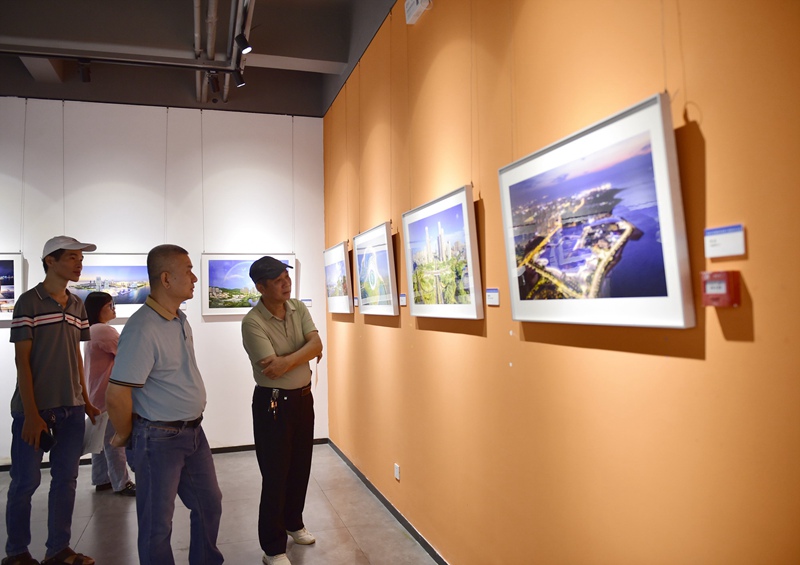 攝影展現(xiàn)場(chǎng)。主辦方供圖