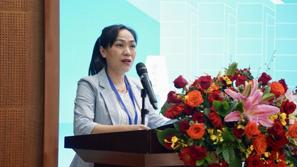 臨高縣政府副縣長(zhǎng)黃艷致辭。海南省博物館供圖