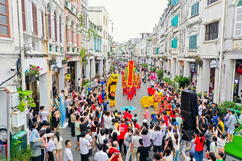歡樂巡游現(xiàn)場(chǎng)。3主辦方供圖