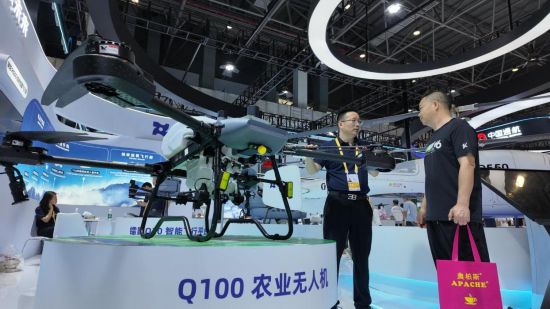 　無人機(jī)實現(xiàn)了低碳作業(yè)，減少了碳足跡