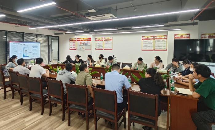 崖州區組織召開“互聯網+監管”系統應用專題培訓會。崖州區營商環境建設局供圖